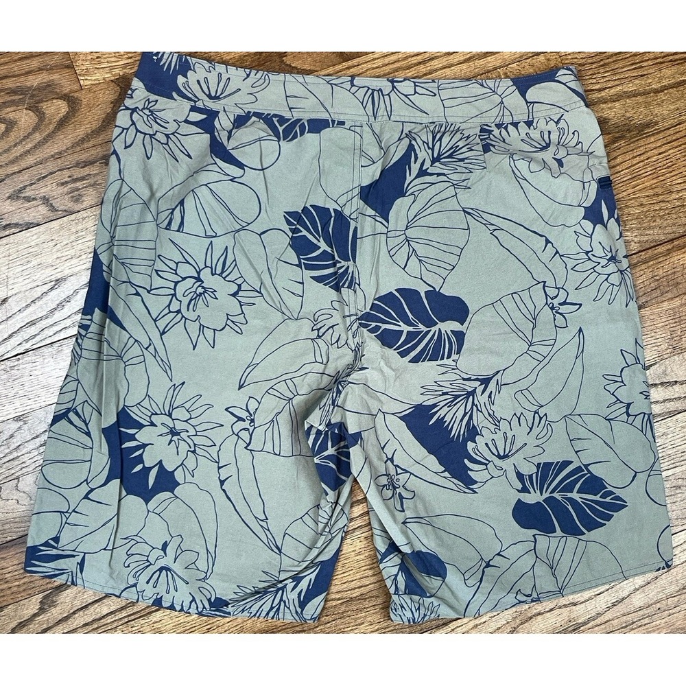 Patagonia‎ Boardshorts Mens 36 Swim Trunks Drawstring Green Pattern Hawaiian - Picture 6 of 6